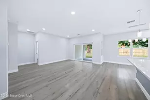 303 Dorset Dr, West Melbourne, FL 32904 - Photo 4