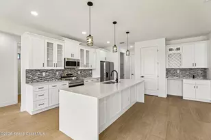 1471 San Filippo Dr SE, Palm Bay, FL 32909 - Photo 10