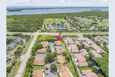 441 7th Place #441, Vero Beach, FL 32962 - Photo 2