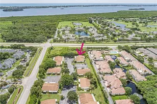441 7th Pl, Vero Beach, FL 32962 - Photo 2