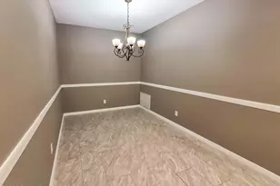 1015 Venetian Dr, Melbourne, FL 32904 - Photo 28