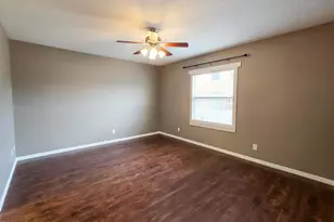 1015 Venetian Dr, Melbourne, FL 32904 - Photo 14