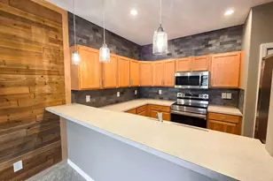 1015 Venetian Dr, Melbourne, FL 32904 - Photo 8