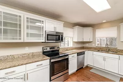 239 Glenwood Avenue, Satellite Beach, FL 32937 - Photo 8