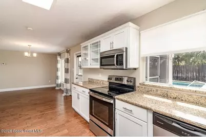 239 Glenwood Avenue, Satellite Beach, FL 32937 - Photo 10