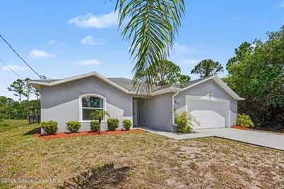 2857 Foxglove Avenue SW, Palm Bay, FL 32908 - Photo 2