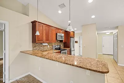 2857 Foxglove Avenue SW, Palm Bay, FL 32908 - Photo 8