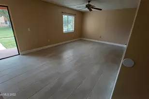 196 San Juan Cir, Melbourne, FL 32935 - Photo 8