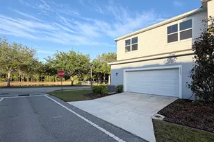6943 Five Oaks Dr, Harmony, FL 34773 - Photo 2