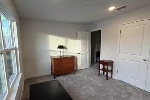 6943 Five Oaks Dr, Harmony, FL 34773 - Photo 6