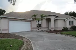 1804 Abbeyridge Dr, Merritt Island, FL 32953 - Photo 2