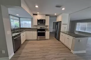 3516 E Roundtree Dr, Cocoa, FL 32926 - Photo 8