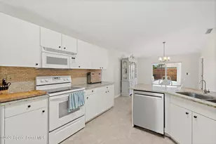 2049 Caledonia Pl, Melbourne, FL 32940 - Photo 16