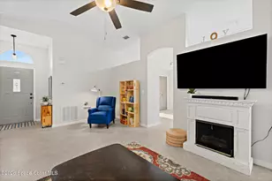 2049 Caledonia Pl, Melbourne, FL 32940 - Photo 10