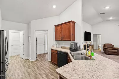 325 Kapok Court NW, Palm Bay, FL 32907 - Photo 10