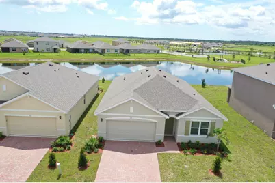 925 Dugan Circle SE, Palm Bay, FL 32909 - Photo 2