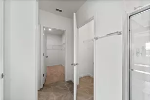925 Dugan CIR SE, Palm Bay, FL 32909 - Photo 24