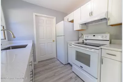 3910 Baker Avenue, Titusville, FL 32796 - Photo 6