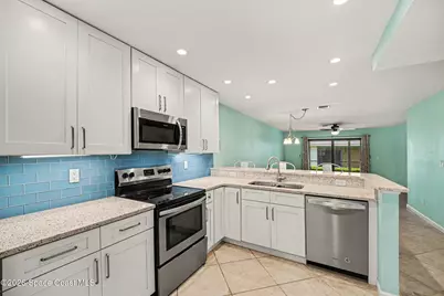 290 Paradise Boulevard #2, Indialantic, FL 32903 - Photo 6