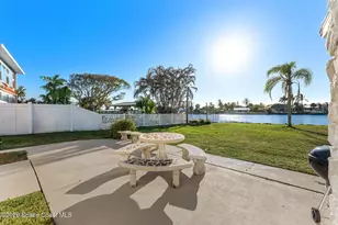 1470 Bayshore Dr, Cocoa Beach, FL 32931 - Photo 26