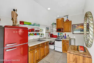 1102 Hyde Park Ln, Melbourne, FL 32935 - Photo 26
