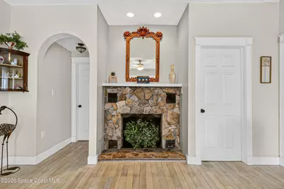 1102 Hyde Park Lane, Melbourne, FL 32935 - Photo 12