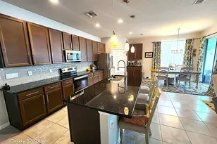 988 Corbin Cir SW, Palm Bay, FL 32908 - Photo 6
