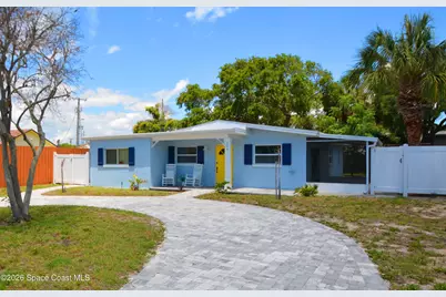 134 E Grant Avenue, Cocoa Beach, FL 32931 - Photo 2