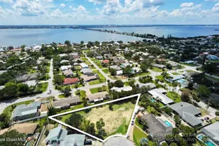 320 Palm Ct, Indialantic, FL 32903 - Photo 1