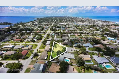 320 Palm Court, Indialantic, FL 32903 - Photo 1