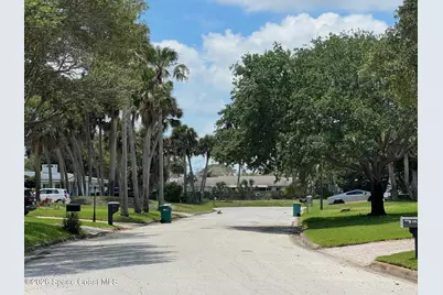 320 Palm Court, Indialantic, FL 32903 - Photo 6