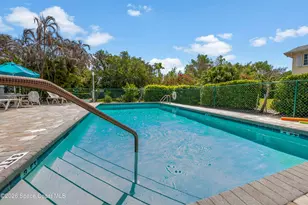 361 N Grove Isle Cir, Vero Beach, FL 32962 - Photo 32