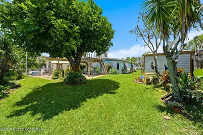 241 Avenida Central, Indialantic, FL 32903 - Photo 18
