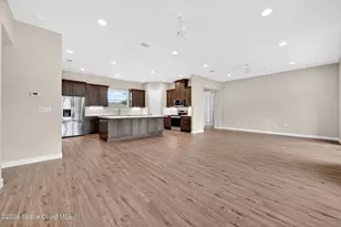766 Starland St SE, Palm Bay, FL 32909 - Photo 8