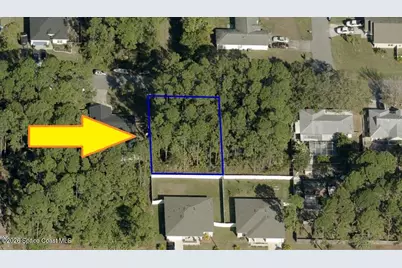 1940 Red Bud Circle NW, Palm Bay, FL 32907 - Photo 2