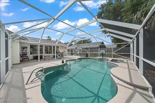 3320 Lakeview Cir, Melbourne, FL 32934 - Photo 2
