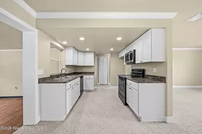 210 Park Avenue, Satellite Beach, FL 32937 - Photo 10