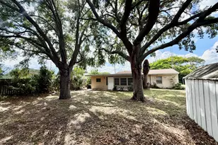 105 Primrose Ln, Melbourne, FL 32901 - Photo 14