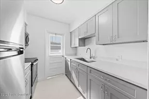 154 Crescent Beach Dr, Cocoa Beach, FL 32931 - Photo 6