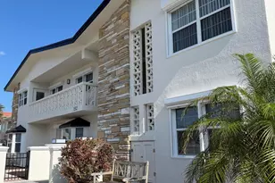 154 Crescent Beach Dr, Cocoa Beach, FL 32931 - Photo 2