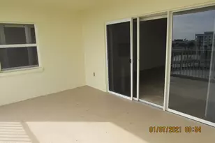 8931 Lake Dr, Cape Canaveral, FL 32920 - Photo 18