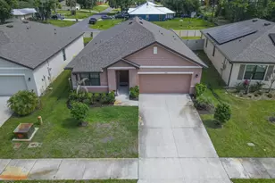 1598 Mineral Loop Dr NW, Palm Bay, FL 32907 - Photo 2