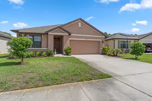1598 Mineral Loop Dr NW, Palm Bay, FL 32907 - Photo 4