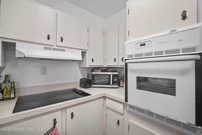 1525 Thornton Avenue, Titusville, FL 32780 - Photo 10