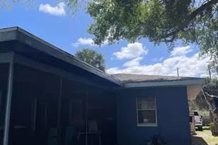 1697 Avocado Ave, Melbourne, FL 32935 - Photo 2