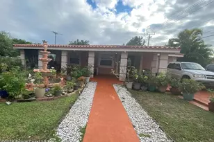 9200 SW 42nd St, Miami, FL 33165 - Photo 1