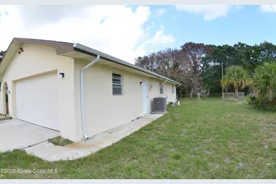 300 Darrow Avenue, Melbourne, FL 32901 - Photo 2