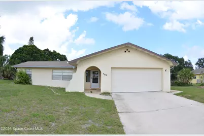 300 Darrow Avenue, Melbourne, FL 32901 - Photo 1