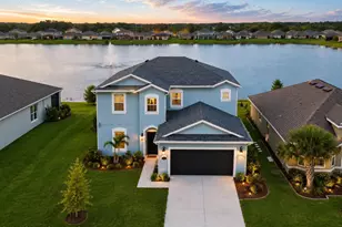 2593 Pinwherry St NW, Palm Bay, FL 32907 - Photo 2