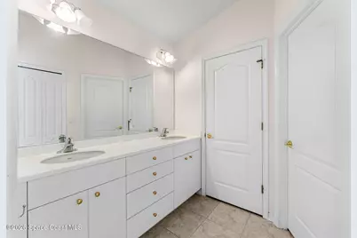 1070 Indian Oaks Drive, Melbourne, FL 32901 - Photo 18